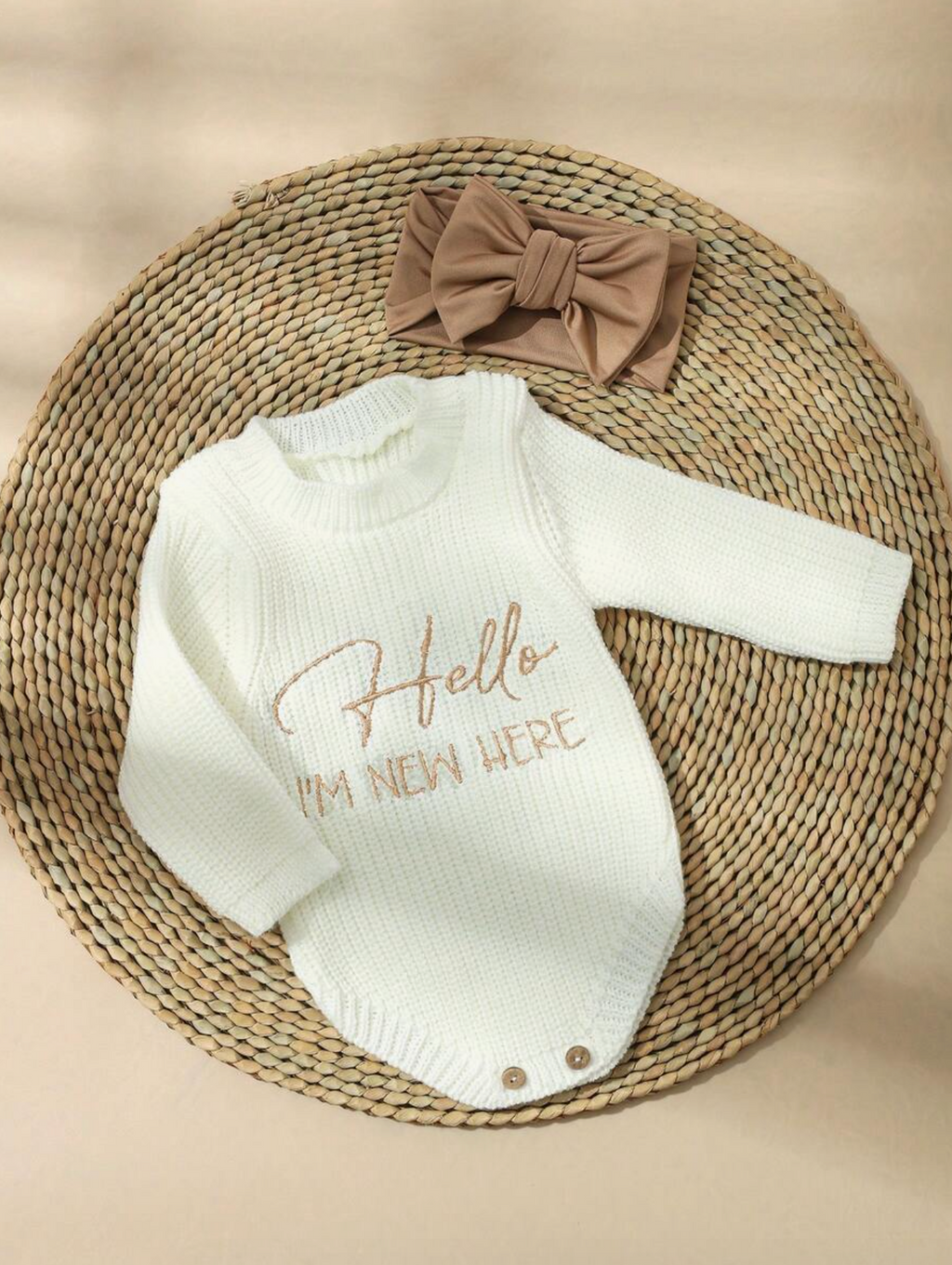 Newborn "HELLO I'M NEW HERE" Embroidered Soft Knit Bodysuit  0-3 months
